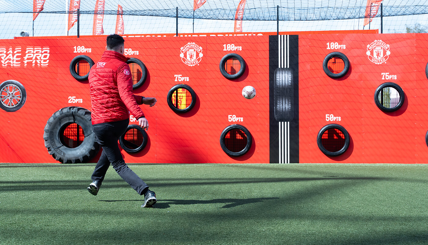 Vredestein Tyres x Manchester United